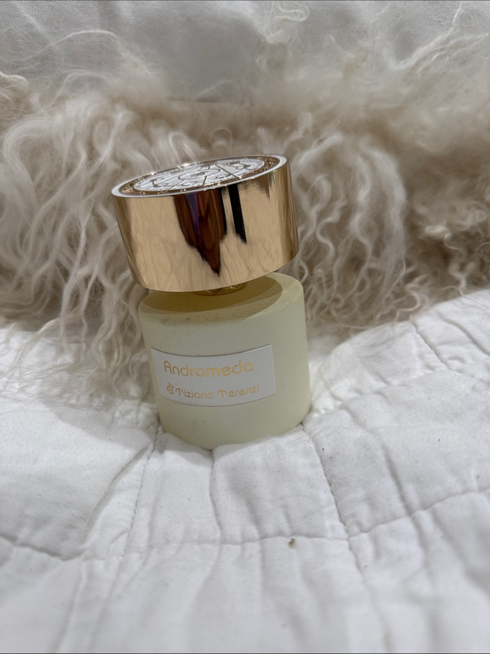 Andromeda Fragrance 100 Ml with Gold Cap - Cream